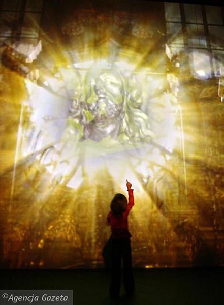 Señalización Digital en el Museo Nacional de Cracovia, Polonia