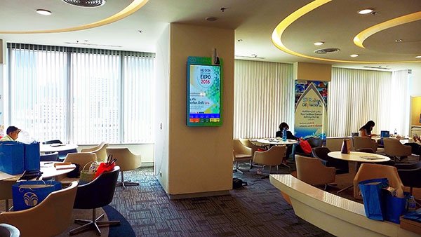 CAYIN Digital Signage at Guest Waiting Area at Nu Skin Headquarters