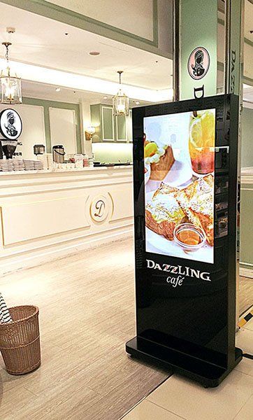 台湾のDazzling Caféにおけるホスピタリティ・デジタルサイネージ